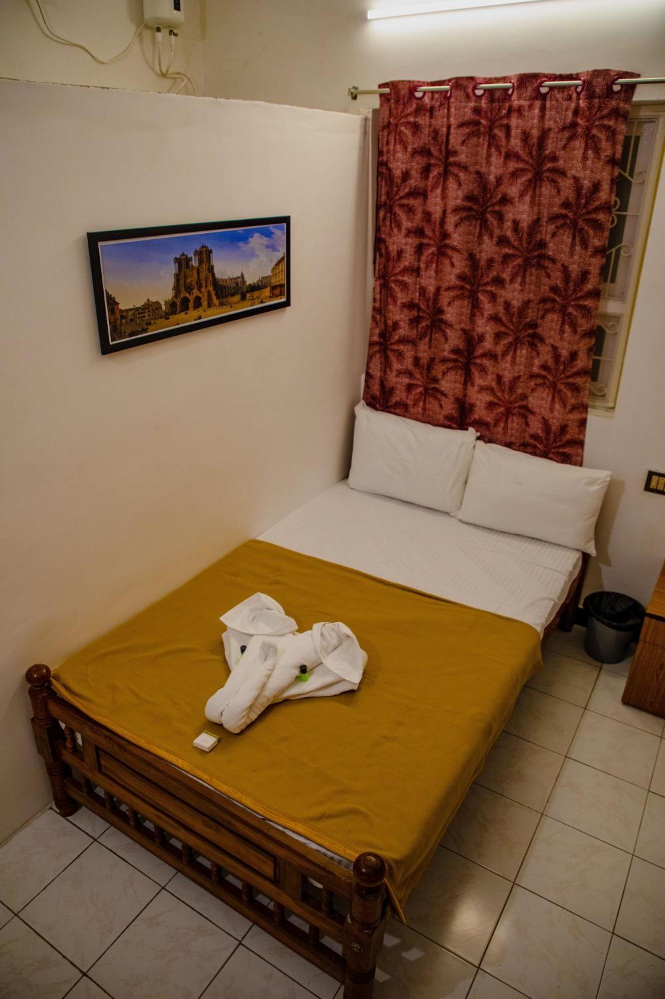 Maison Blanche Near Rock Beach Otel Pondicherry Dış mekan fotoğraf